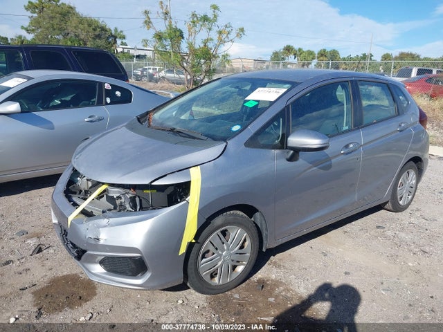 Honda FIT LX 2018 3HGGK5H49JM732592 Image 2