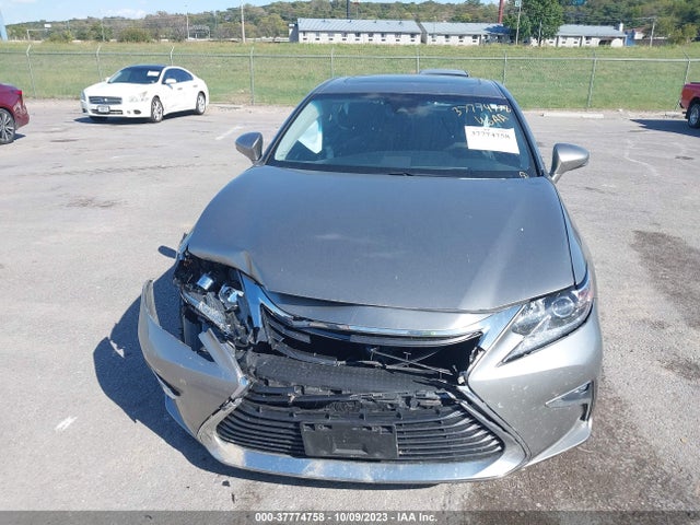 58ABK1GG8HU066512 Lexus ES