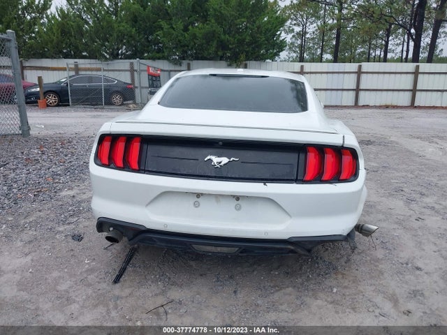 Ford Mustang Ecoboost 2018 1FA6P8TH3J5106670 Image 17