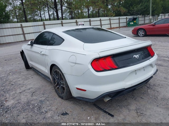 Ford Mustang Ecoboost 2018 1FA6P8TH3J5106670 Image 3