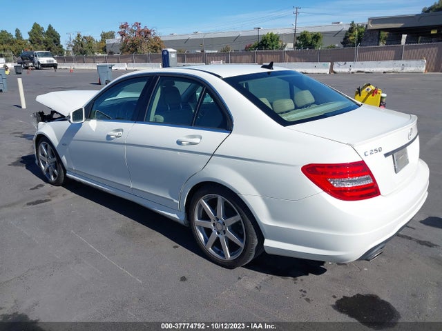 Aukcja sprzedaży 2012 Mercedes-benz C-class C 250, vin: WDDGF4HB7CA665850, numer aukcji: 37774792