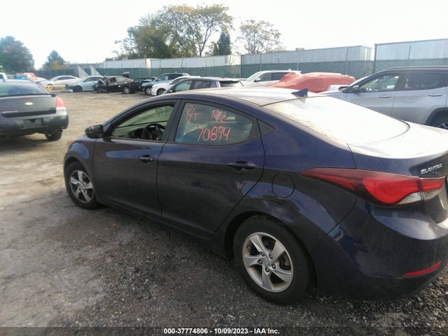 Hyundai ELANTRA SE 2014 5NPDH4AE0EH532032 Image 3