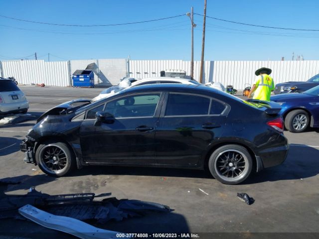19XFB2F57FE225437 Honda Civic Sedan Lx