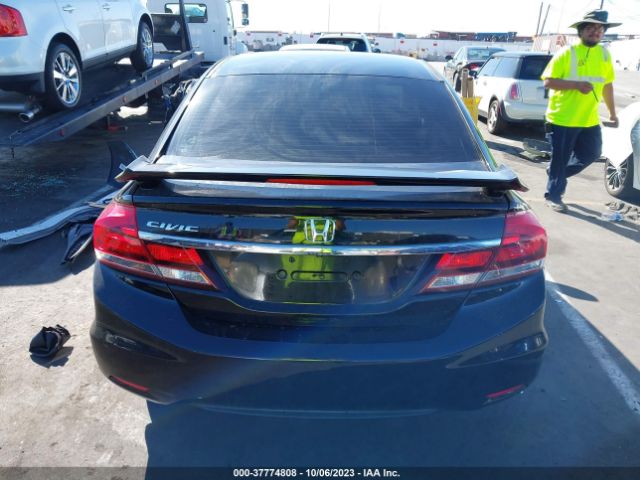 19XFB2F57FE225437 Honda Civic Sedan Lx