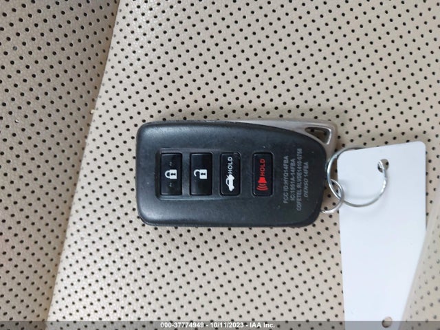 JTHBA1D28G5025683 Lexus IS 200T