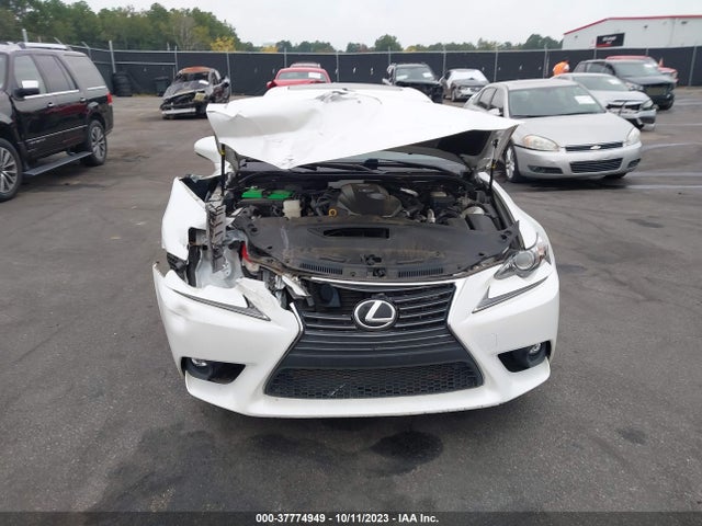 JTHBA1D28G5025683 Lexus IS 200T