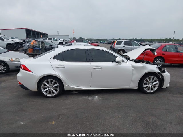 JTHBA1D28G5025683 Lexus IS 200T