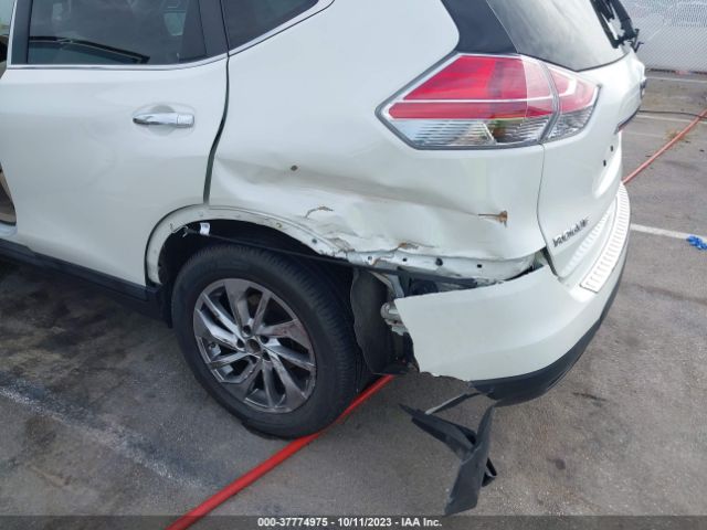 5N1AT2MVXFC903675 Nissan Rogue Sl