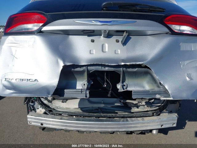 Chrysler Pacifica Touring L 2018 2C4RC1BG7JR246355 Image 16
