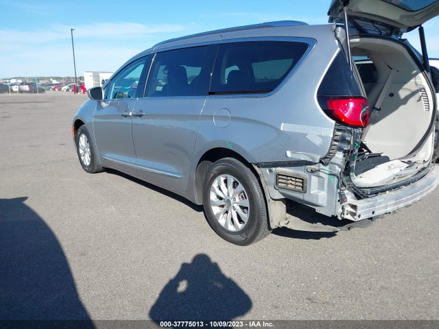 Chrysler Pacifica Touring L 2018 2C4RC1BG7JR246355 Image 3