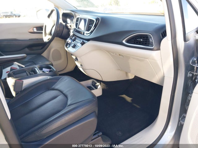 Chrysler Pacifica Touring L 2018 2C4RC1BG7JR246355 Image 5