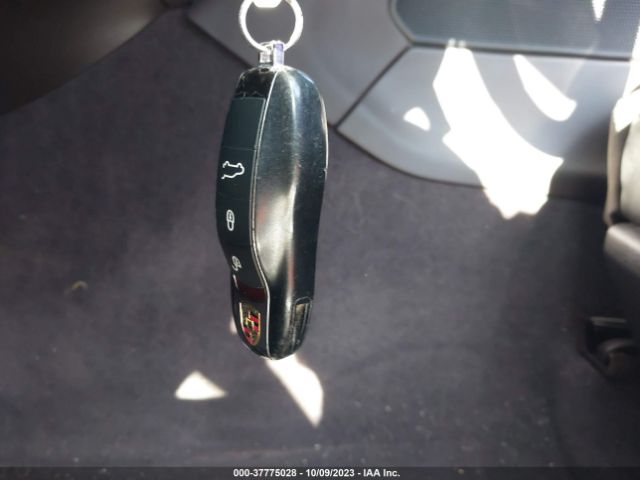 WP1AF2A51FLB93919 Porsche Macan Turbo