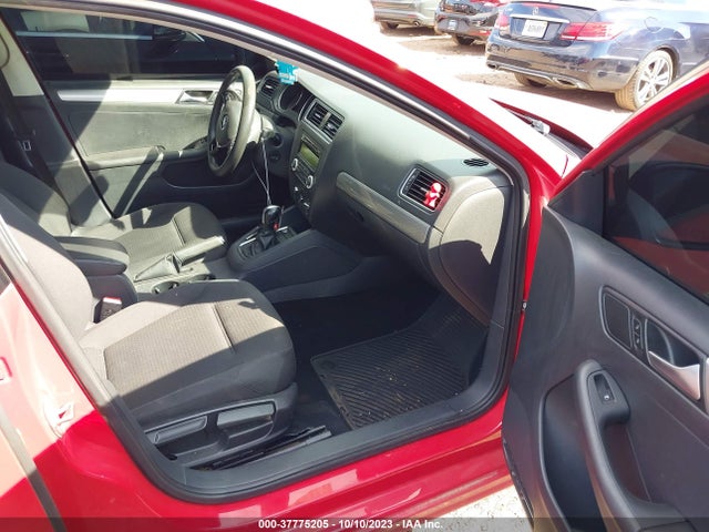 3VWD17AJ6FM261537 Volkswagen Jetta Sedan 1.8t Se