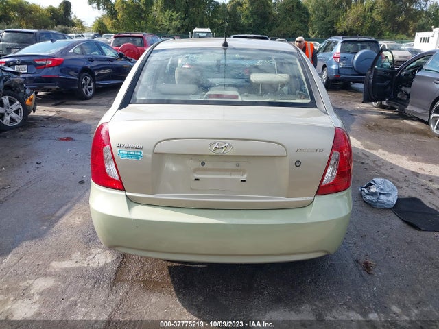 2007 HYUNDAI ACCENT GLS VIN: KMHCN46C57U119748