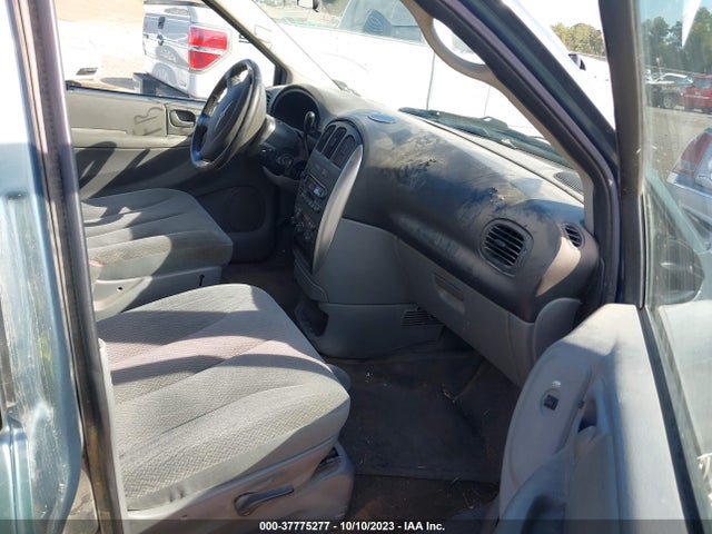 2005 CHRYSLER TOWN & COUNTRY TOURING VIN: 2C4GP54L55R270026