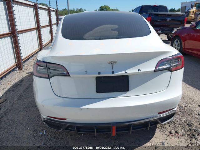 5YJ3E1EA4KF299955 Tesla Model 3 Range