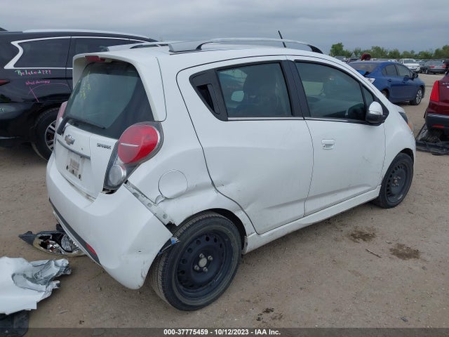 Chevrolet Spark 2lt Auto 2014 KL8CF6S93EC476610 Image 4