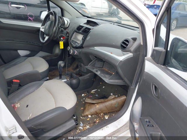 Chevrolet Spark 2lt Auto 2014 KL8CF6S93EC476610 Image 5