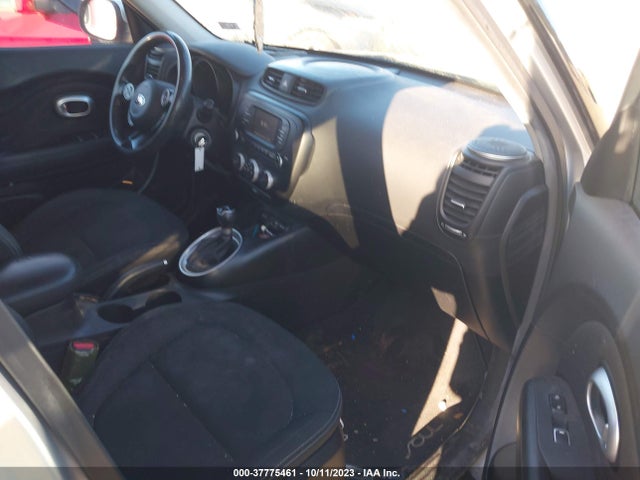 KIA Soul Base 2018 KNDJN2A22J7505452 Image 5