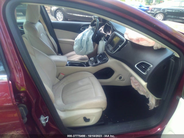 2015 CHRYSLER 200 C VIN: 1C3CCCCGXFN514095