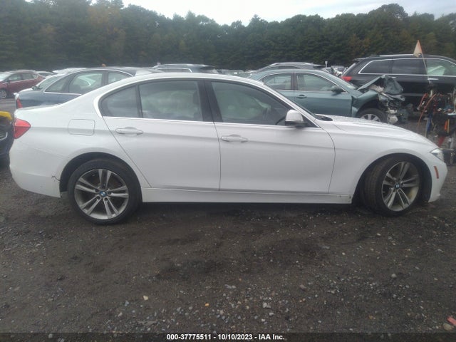 BMW 330i Xdrive 2018 WBA8D9G59JNU67688 Image 13