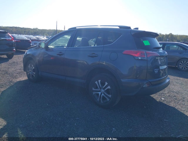 Toyota RAV4 LE 2016 JTMBFREV0GJ073115 Image 3