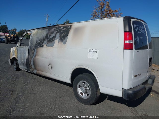 Chevrolet Express 2500 Work Van 2018 1GCWGBFP5J1254675 Image 3