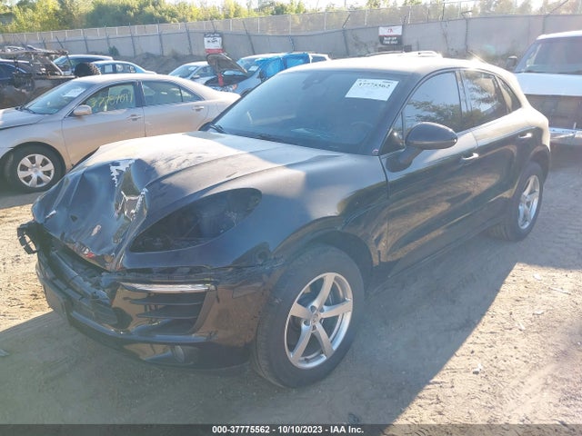 2018 PORSCHE MACAN WP1AA2A50JLB11069 Photo 1