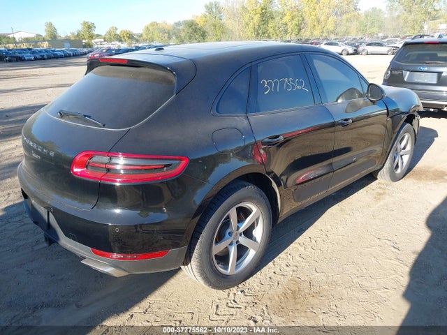 2018 PORSCHE MACAN WP1AA2A50JLB11069 Photo 3