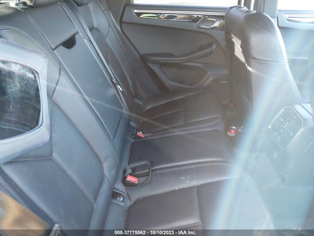 2018 PORSCHE MACAN WP1AA2A50JLB11069 Photo 7