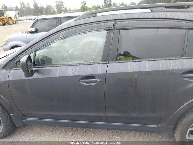 2014 SUBARU XV CROSSTREK LIMITED VIN: JF2GPAGC4E8302286