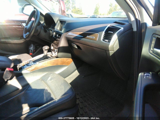 WA1LFAFP5EA068490 Audi Q5 Premium Plus