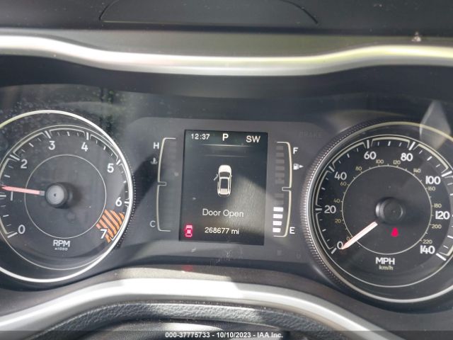 1C4PJMCB4EW125037 Jeep Cherokee Latitude