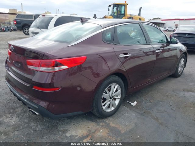 5XXGT4L32KG278953 KIA Optima Lx