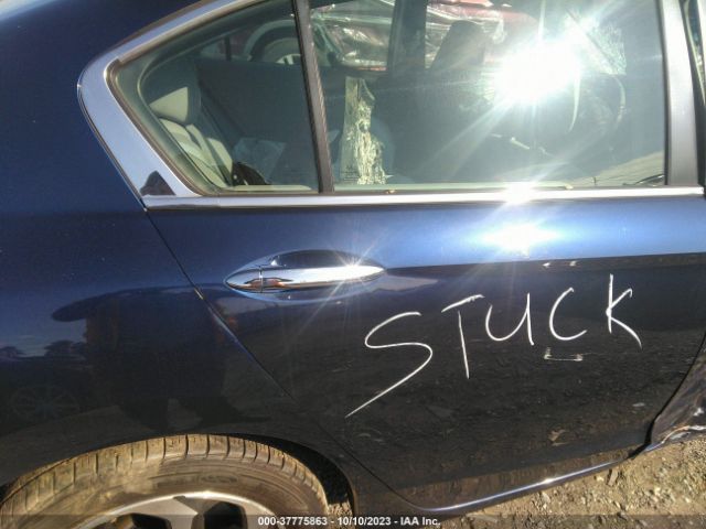 1HGCR2F81HA031907 Honda Accord Sedan Ex-l