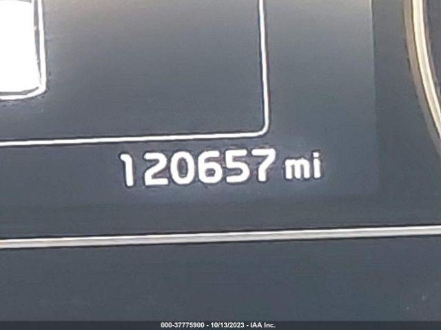 KNDCB3LC3K5260235 KIA NIRO LX