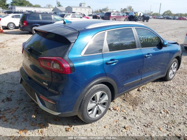 KNDCB3LC3K5260235 KIA NIRO LX
