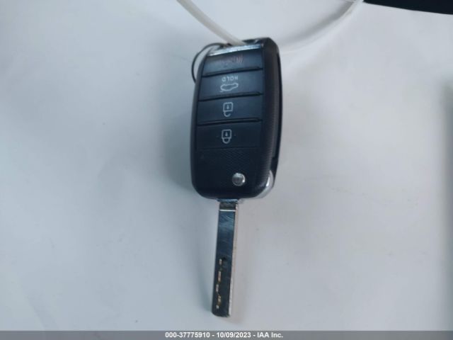 3KPA24AB8KE165925 KIA RIO S