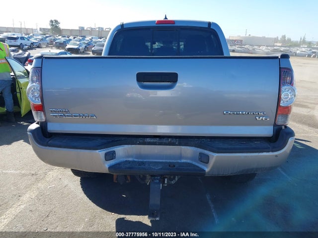 Toyota Tacoma Prerunner 2014 5TFJU4GNXEX054695 Image 8