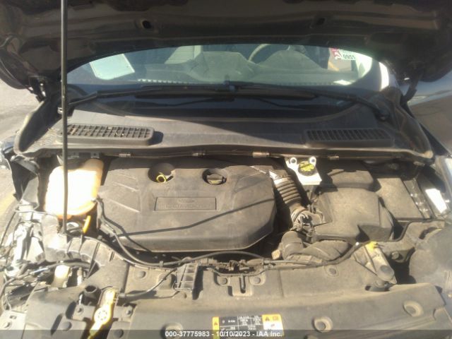 1FMCU9G99GUA77393 Ford ESCAPE SE