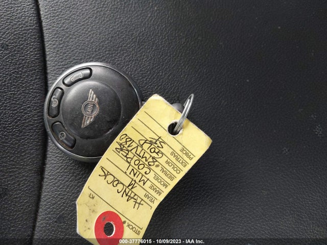 2011 MINI COOPER CLUBMAN WMWZF3C50BTY00973 Photo 10