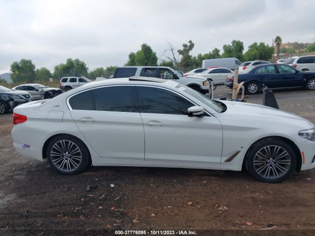 WBAJA9C59KB388489 BMW 5 Series 530e Iperformance
