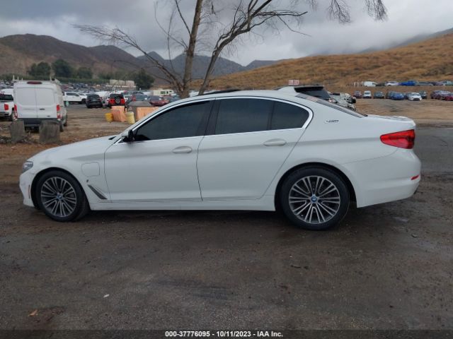 WBAJA9C59KB388489 BMW 5 Series 530e Iperformance