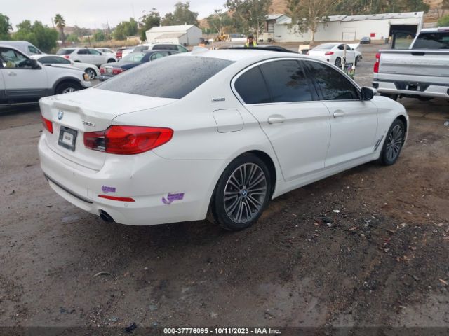 WBAJA9C59KB388489 BMW 5 Series 530e Iperformance