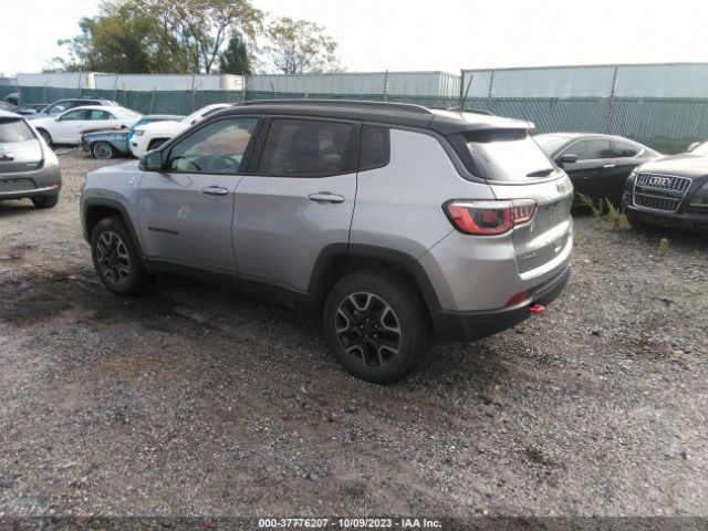 3C4NJDDB2KT748065 Jeep Compass Trailhawk