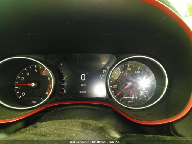 3C4NJDDB2KT748065 Jeep Compass Trailhawk