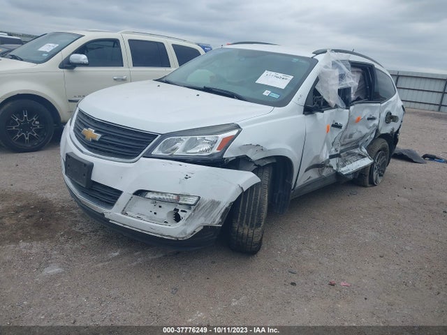 Chevrolet Traverse Ls 2017 1GNKRFKD6HJ344611 Image 2