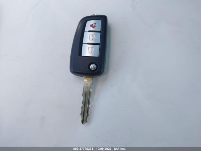 JN8AT2MT2GW001562 Nissan ROGUE S