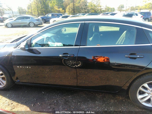 Chevrolet MALIBU LT 2018 1G1ZD5ST8JF131555 Image 14