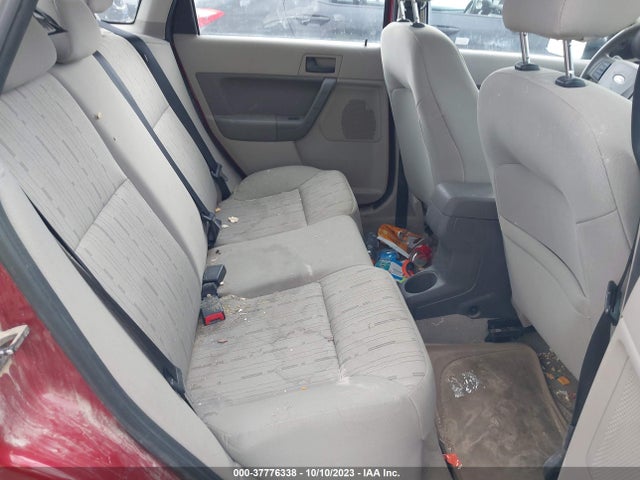 2010 FORD FOCUS SE VIN: 1FAHP3FN3AW257063